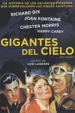 Vickie Lester interpreta a Edna, the Colonel's Secretary en Gigantes del cielo