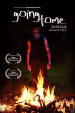 Ashley Crow en la película Going Home