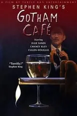 Bryan McMahon interpreta a Head Waiter en Gotham Cafe