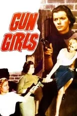 Harry Keaton interpreta a Henchman Luke en Gun Girls