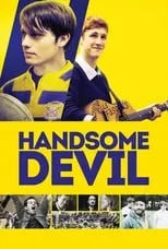 Jay Duffy interpreta a Victor en Handsome Devil