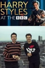 Sarah Jones interpreta a Self en Harry Styles at the BBC