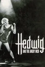 Ben Mayer-Goodman es Hansel - 6 years old en Hedwig and the Angry Inch