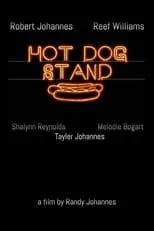 Melodie Bogart es  en Hot Dog Stand