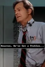 Jack Hogan interpreta a Cap. Com. Joseph Kerwin en Houston, We've Got a Problem