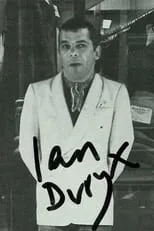 Ian Dury es Self en Ian Dury X.