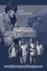 Madge Levinson interpreta a  en In the Company of Strangers