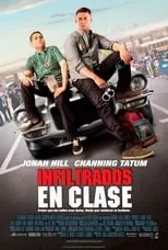 Justin Hires interpreta a Juario en Infiltrados en clase