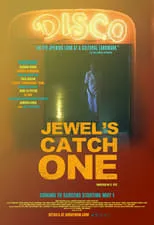 Maxine Waters interpreta a Self en Jewel's Catch One