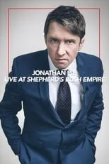 Tom Walker es Jonathan Pie en Jonathan Pie: Live at the Shepherds Bush Empire