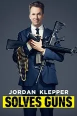 Jordan Klepper interpreta a Himself en Jordan Klepper Solves Guns