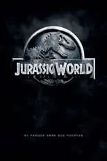 Katie McGrath interpreta a Zara en Jurassic World