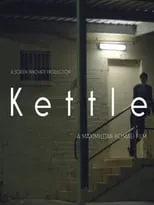 Lizzie Schebesta interpreta a Claudia en Kettle