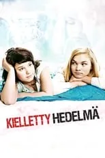 Minka Kuustonen interpreta a Katja (uncredited) en Kielletty hedelmä