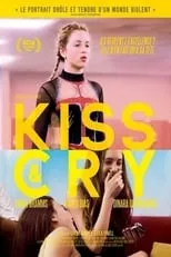 Sarah Bramms es Sarah Ivanov en Kiss and Cry