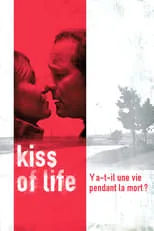 Millie Findlay interpreta a Kate en Kiss of Life