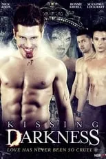 Ronnie Kroell es Brett en Kissing Darkness