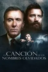 Clive Owen en la película La canción de los nombres olvidados