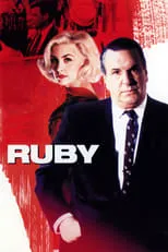 Rodger Boyce interpreta a Police Chief en La conspiración de Dallas (Ruby)