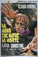 Katia Christine interpreta a Masha / Tanja Nijinski en La mano che nutre la morte