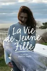 Mathilde Roehrich interpreta a Justine en La Vie de jeune fille