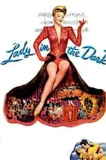 Luella Gear interpreta a Maggie en Lady in the Dark