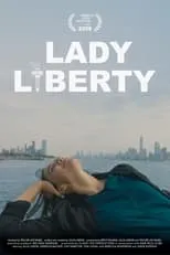 Keith Perry es Eldery man en Lady Liberty