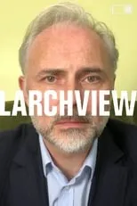 Mark Bonnar es  en Larchview