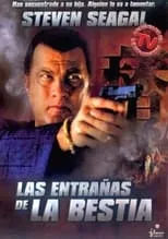 Erik Markus Schuetz interpreta a Security Guard (uncredited) en Las entrañas de la bestia