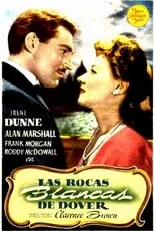 Vernon Downing interpreta a Lieutenant Davis Herrick (uncredited) en Las rocas blancas de Dover