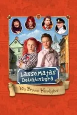 Lia Boysen interpreta a Wealthy mother en LasseMajas detektivbyrå - von Broms hemlighet