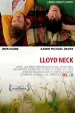 Aaron Michael Davies es Taylor en Lloyd Neck