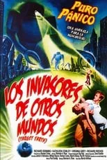 Robert Roark es Davis en Los invasores de otros mundos