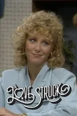 Kerry Joy Stewart es Narrator / Dinner Lady en Love Struck