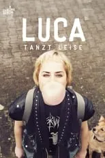 Luise Brinkmann es Studentin en Luca tanzt leise