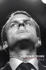 Emmanuel Macron interpreta a Self en Macron à l'Elysée, le casse du siècle