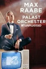 Max Raabe interpreta a Max Raabe en Max Raabe & Palast Orchester - MTV Unplugged