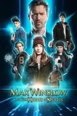 Jade Chynoweth interpreta a Sophia Peach en Max Winslow and The House of Secrets