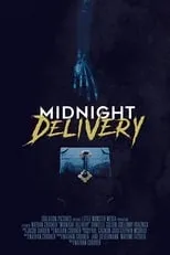 Danielle Guldin es Woman en Midnight Delivery