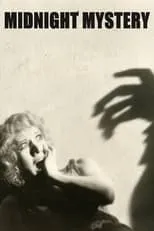 Betty Compson es Sally Wayne en Midnight Mystery