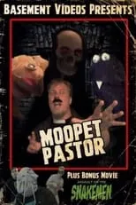 Adam Thorn es Father Colm McDwink en Moopet Pastor