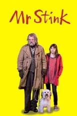 Johnny Vegas interpreta a Dad en Mr. Stink