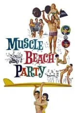 Gonzalo Cubero en la película Muscle Beach Party