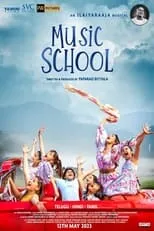 Suhasini Mulay en la película Music School