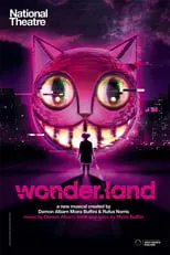 Hal Fowler interpreta a MC/Cheshire Cat/Caterpillar en National Theatre Live: wonder.land