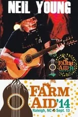 Mickey Raphael interpreta a Himself en Neil Young - Live at Farm Aid 2014