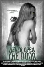 Deborah Venegas es Maria en Never Open the Door