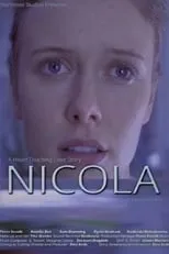 Amelia Eve interpreta a Nicola en Nicola: A Touching Story