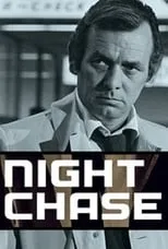 Stafford Morgan interpreta a Bus Driver en Night Chase