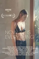 Camille Rowe interpreta a Matilda en Now Is Everything